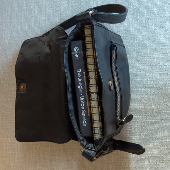 Fossil Messenger Crossbody Bag - Picture 3 of 12